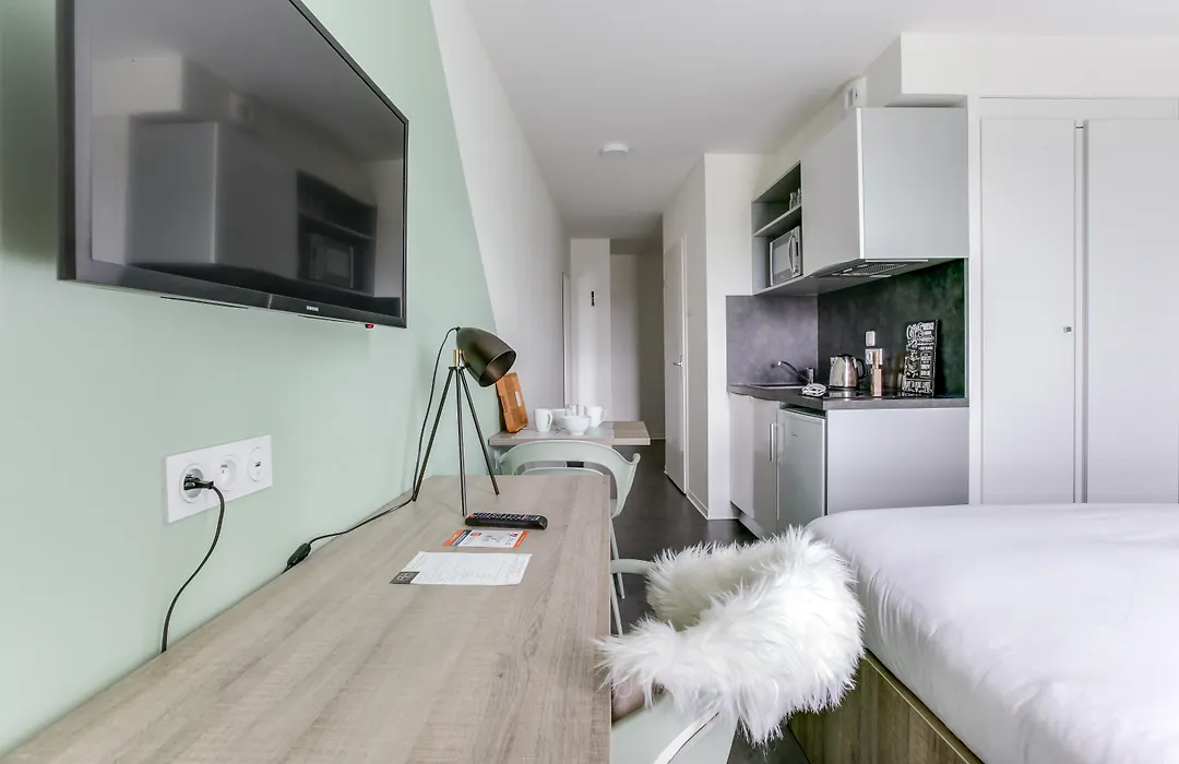 All Suites Appart Hotel - Palaiseau - Massy Tgv-1
